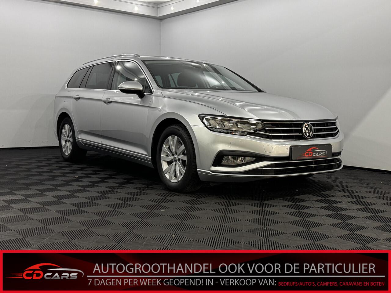 Volkswagen PASSAT Variant 1.5 TSI Comfort Business Clima, Navi, Parkeersensoren, Keyless start, Cruise control, A start stop, Lichtmetalen velgen