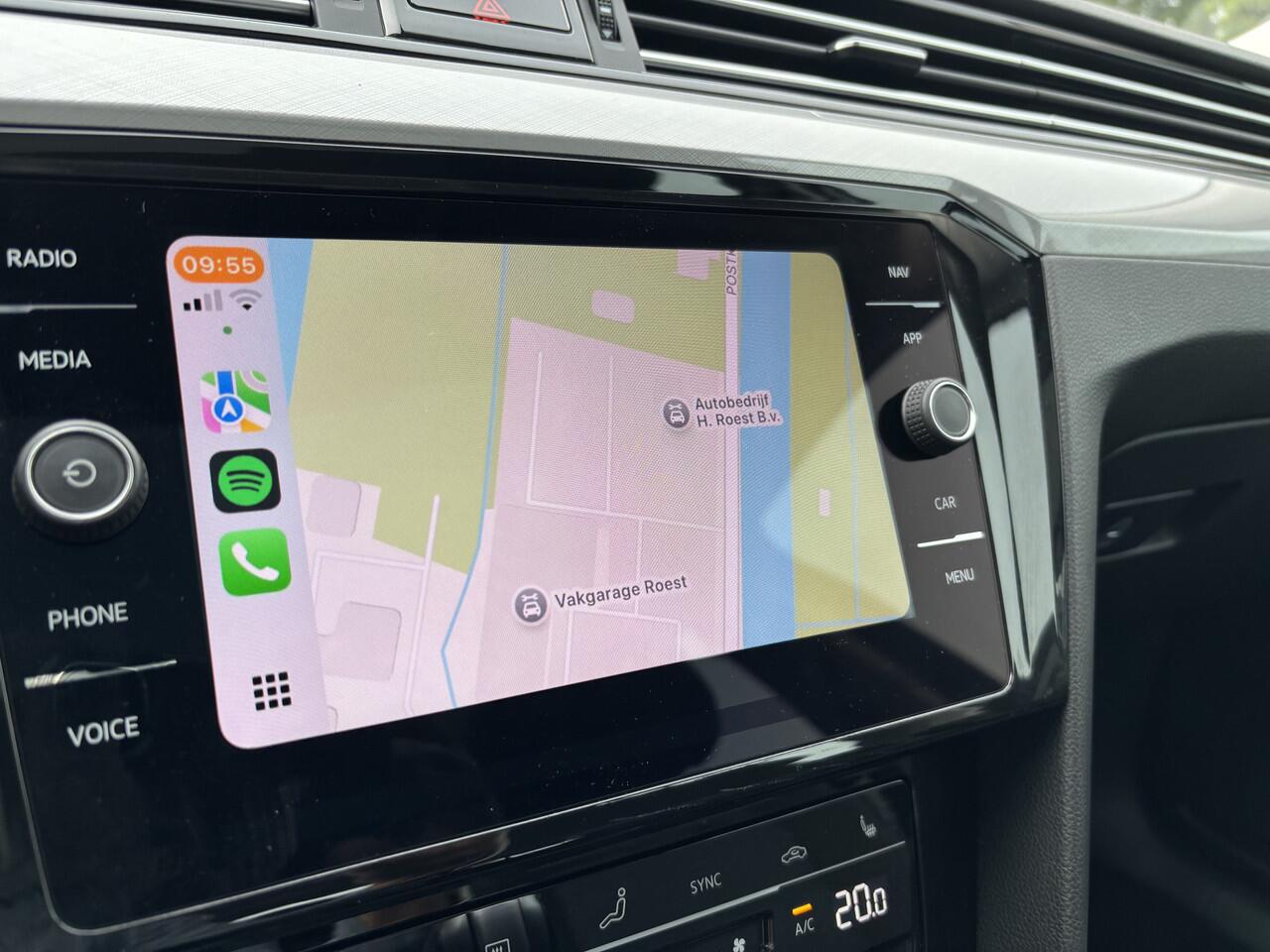 Volkswagen PASSAT Variant 1.4 TSI PHEV GTE Automaat Business Trekhaak / Panoramadak / Camera