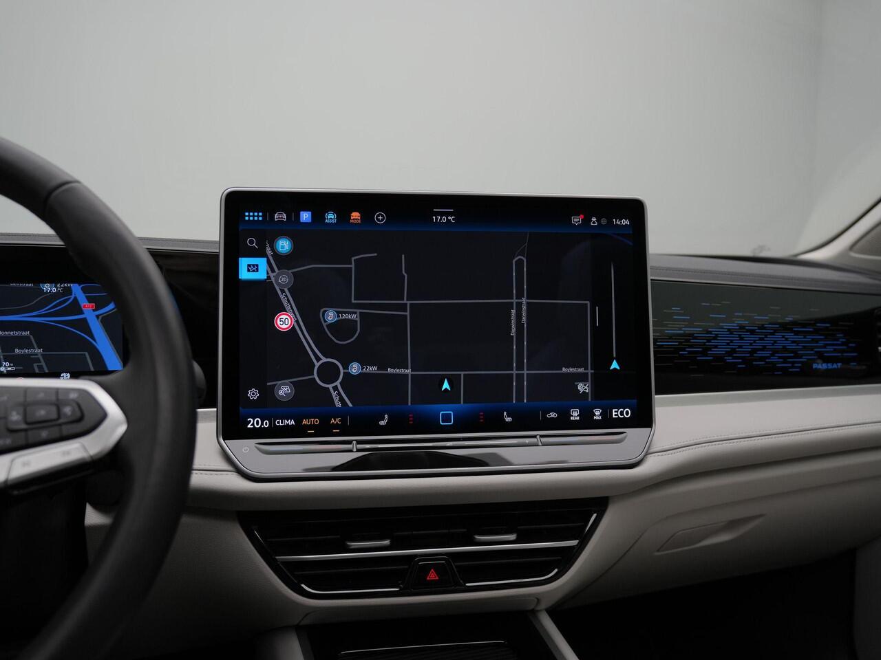 Volkswagen PASSAT Variant 1.5 eHybrid 204 pk DSG Elegance Business | Panoramadak | Trekhaak | Adaptief onderstel | Leder/alcantara | 360 camera | Head-up display