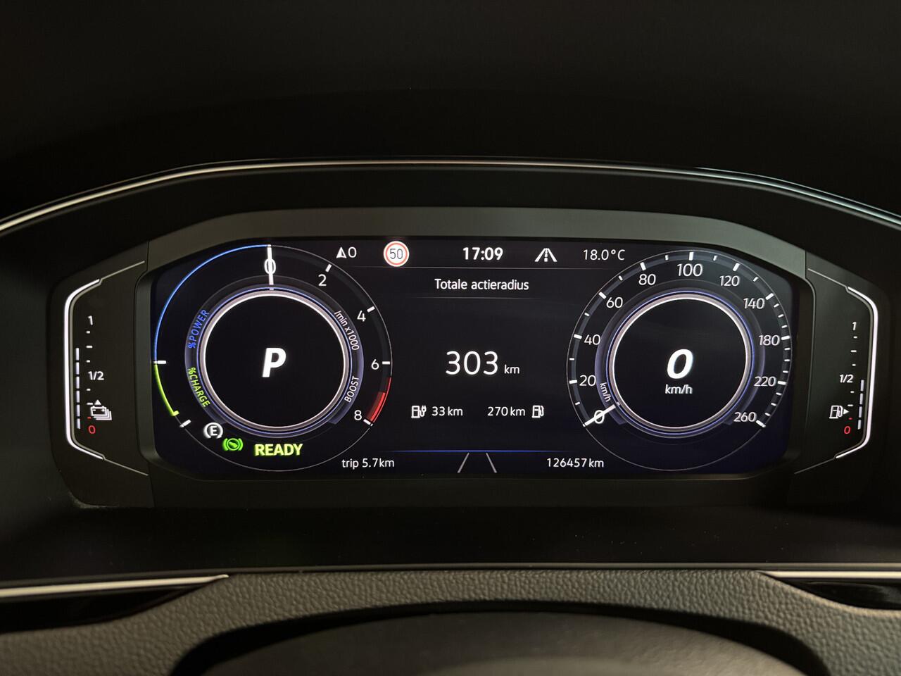 Volkswagen PASSAT Variant 1.4 GTE Panoramdak/Camera/Memory