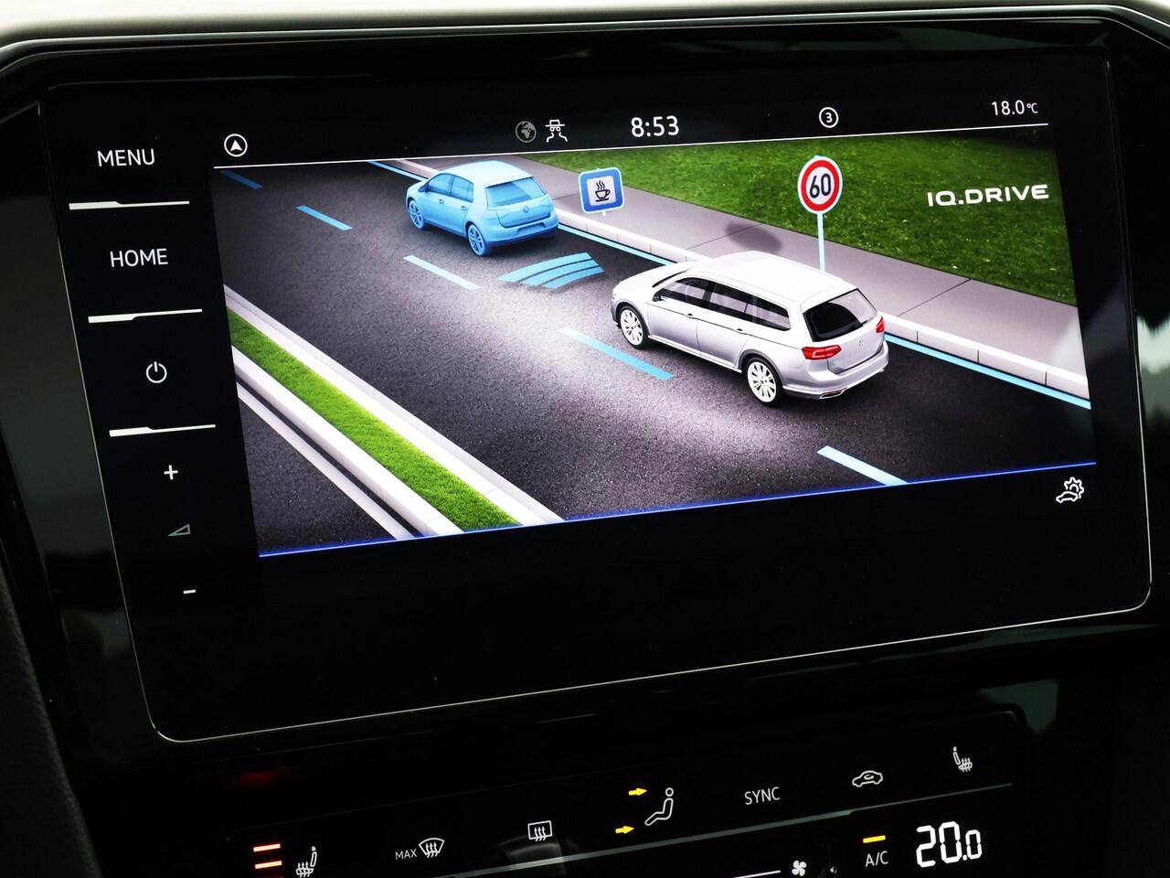 Volkswagen PASSAT Variant 1.5 TSI 150pk DSG R-Line Business + · Panoramadak · Camera · Matrix LED · Keyless · Stoelverwarming · Active Info Display · Garantie t/m 11-07-2027 of 100.000km