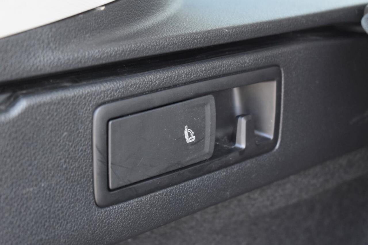 Volkswagen PASSAT 1.4 TSI PHEV GTE / ADAP. CRUISE / P.CAM. / 100% DEALER ONDH.