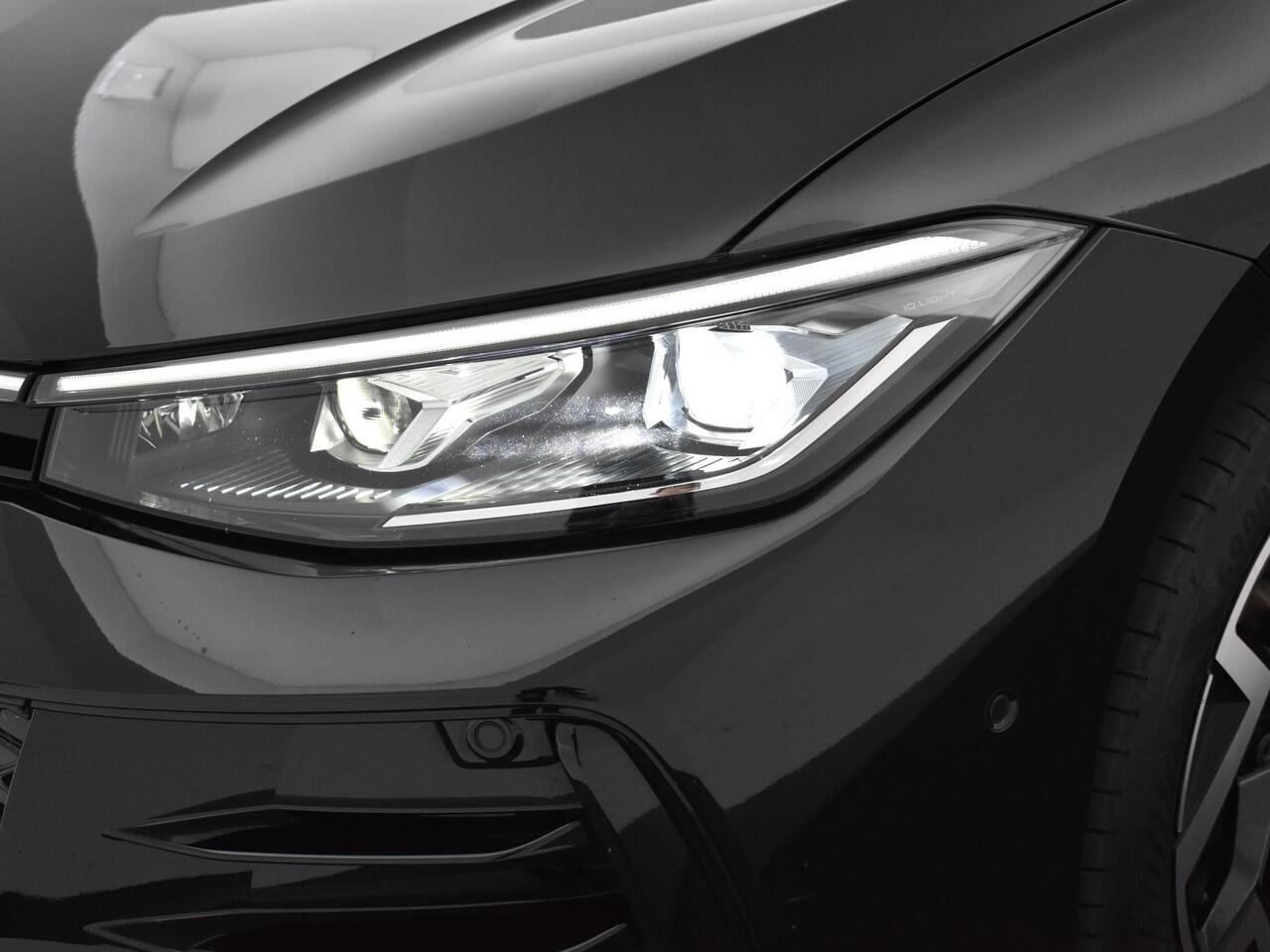 Volkswagen PASSAT Variant 1.5 eHybrid 272pk DSG R-Line Edition · Keyless · Massage · Camera · Elek. trekhaak · Elek. Achterklep · 18'' Inch · TOPDEAL