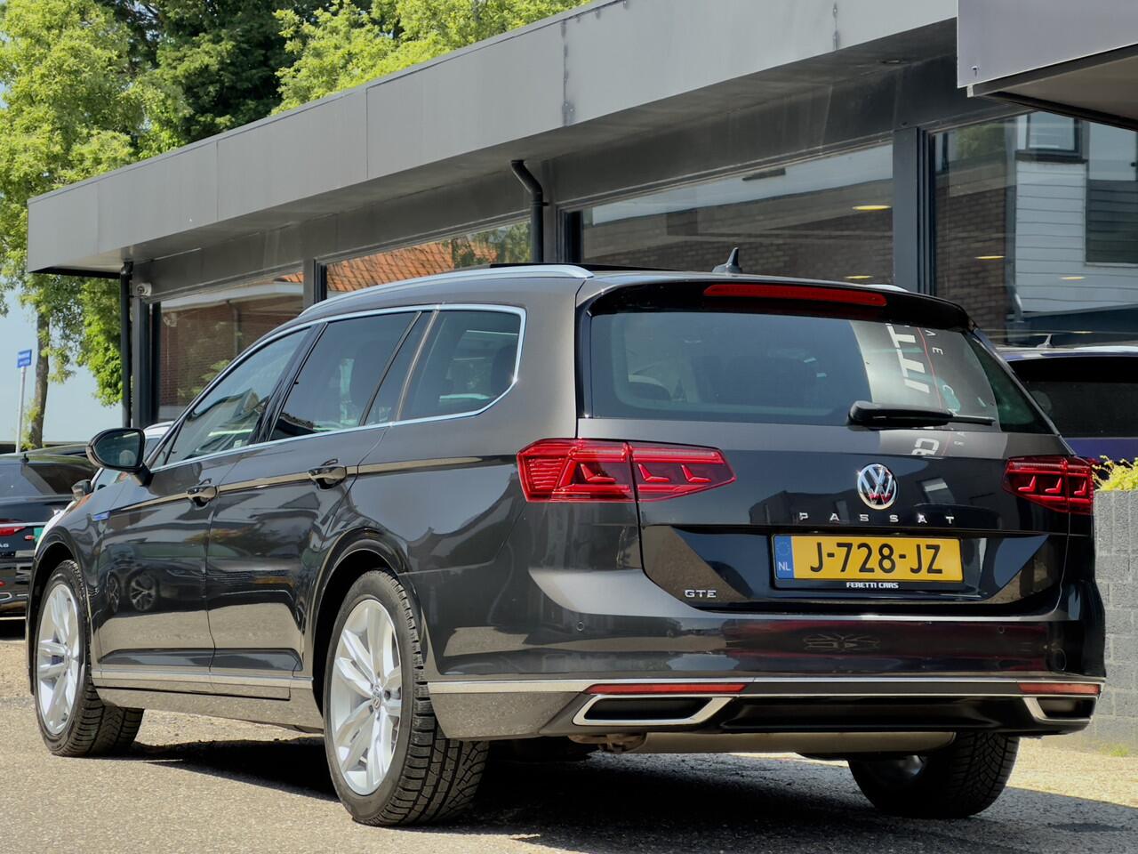 Volkswagen PASSAT Variant 1.4 TS ACTIE! BETAAL NU 50% 11450 DE REST IN 2JR RENTEVRIJ FINANCIEREN