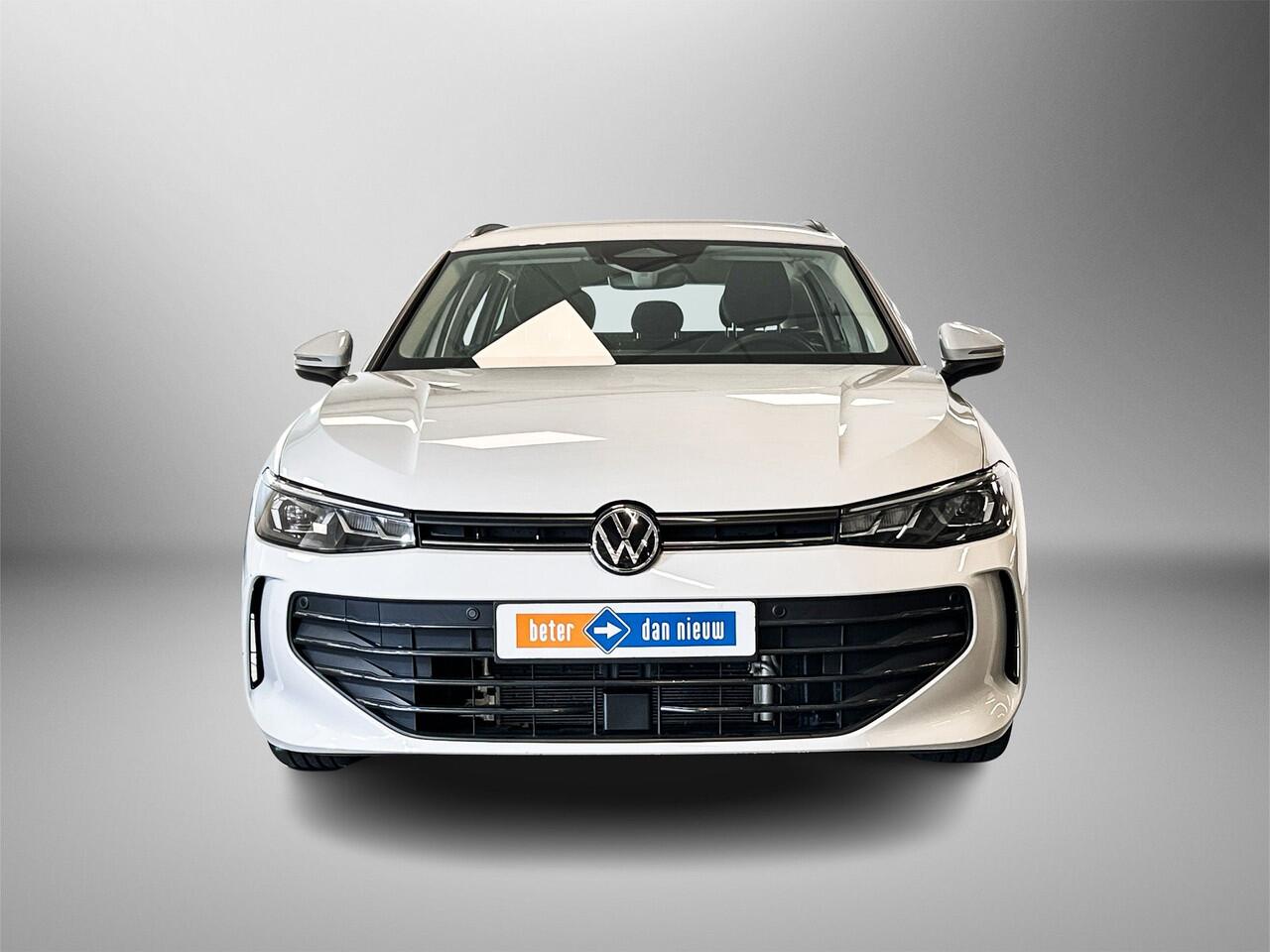 Volkswagen PASSAT Variant 1.5 204pk eHybrid Business Parkeersensoren voor en achter | Achteruitrijcamera | Adaptive Cruise Control