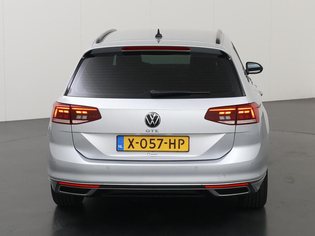 Volkswagen PASSAT Variant 1.4 TSI PHEV GTE Business | Parkeercamera | Navigatie | Cruise Control Adaptief | Stoelverwarming |