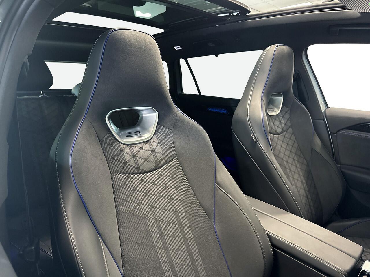 Volkswagen PASSAT Variant 1.5 150pk eTSI R-Line Edition Panoramadak | Parkeersensoren voor & achter | Achteruitrijcamera