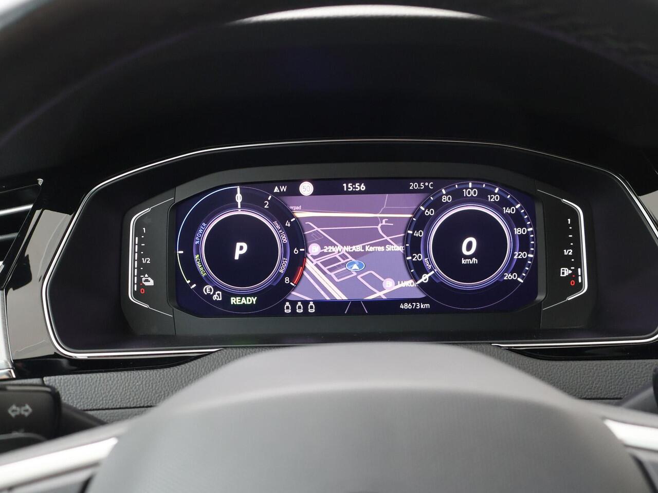 Volkswagen PASSAT Variant 1.4 TSI PHEV GTE Business | 218 PK | SoH 90% | Automaat | Trekhaak | Matrix LED koplampen | Navigatiesysteem | 18"LM velgen |