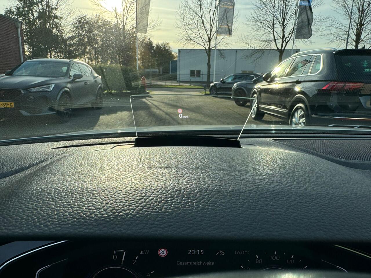 Volkswagen PASSAT Variant 1.4 TSI PHEV GTE Business virtual cockpit, head up, pano, trekhaak