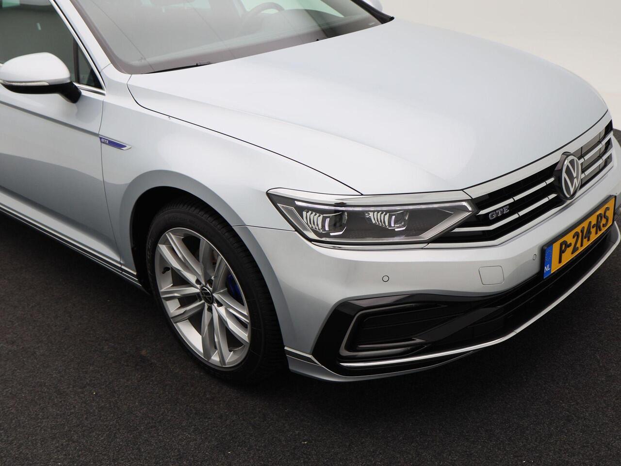 Volkswagen PASSAT Variant 1.4 TSi 218 Pk Automaat PHEV GTE Business | Panoramadak | Full LED | 18 Inch | Camera | CarPlay | Stoelverwarming | 87.680 Km!!