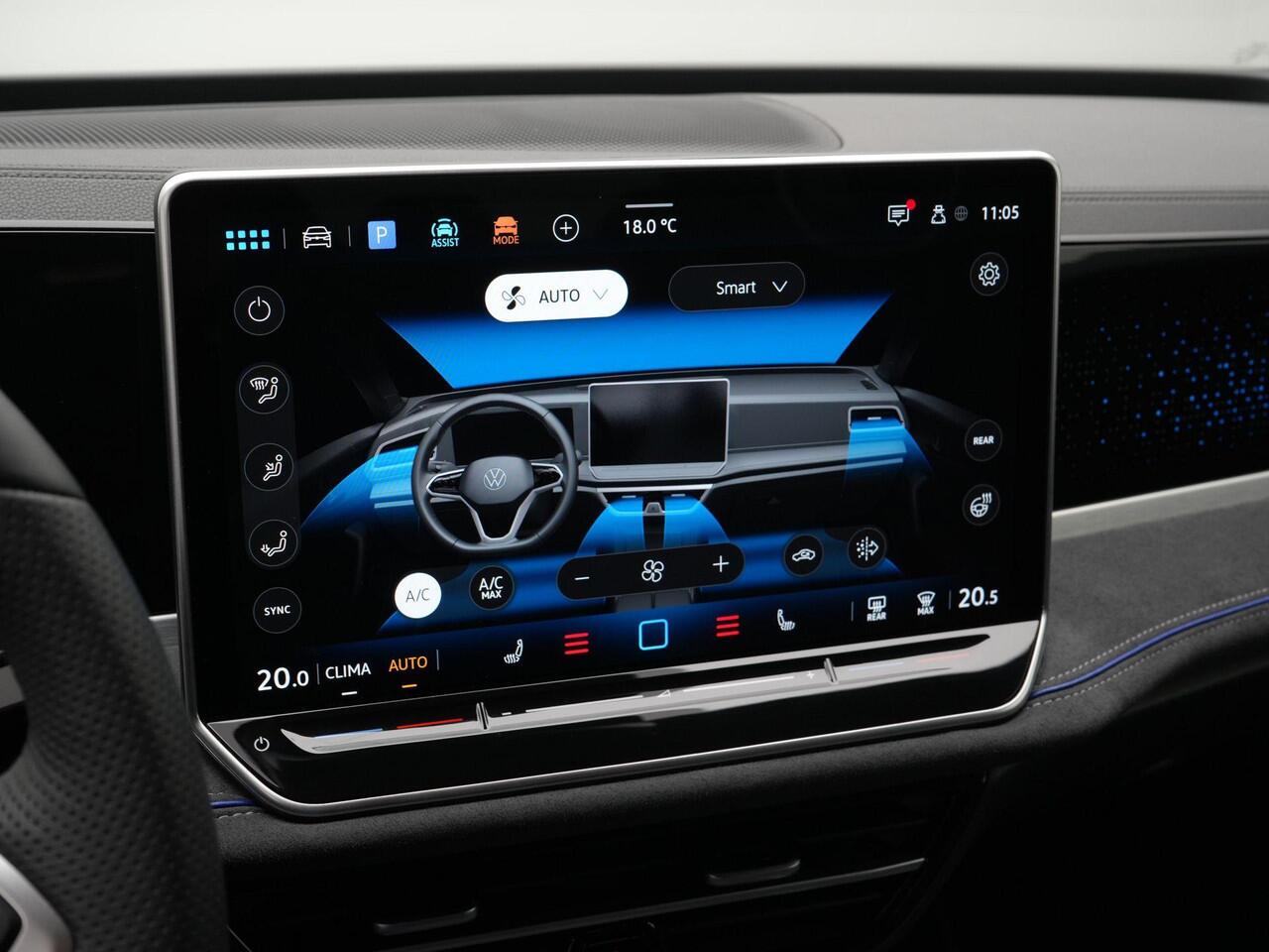 Volkswagen PASSAT Variant 1.5 eHybrid 272 pk DSG R-Line Edition | Trekhaak | IQ Light | Adaptive Cruise | Park Assist | ErgoActive voorstoelen | Black Style Pakket | 19 inch