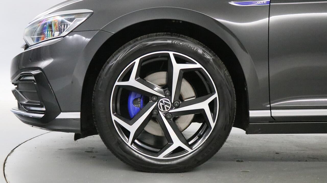 Volkswagen PASSAT Variant 1.4 TSI 218pk DSG PHEV GTE Business / Head-up Display / Stoelverwarming / Camera