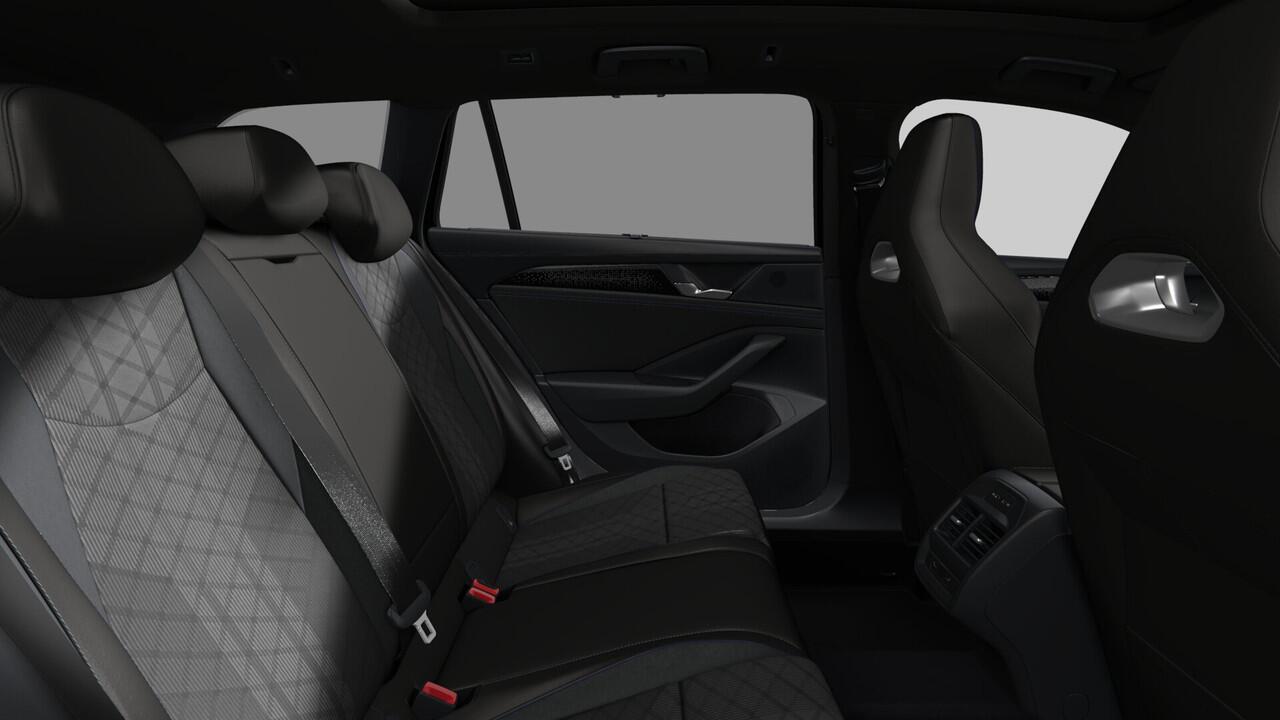 Volkswagen PASSAT Variant R-Line Edition - eHybrid | 'App-Connect' draadloze smartphone integratie | Afstandscontrolesysteem (Front Assist) | Automatische afstandsregeling (Adaptive Cruise Control)