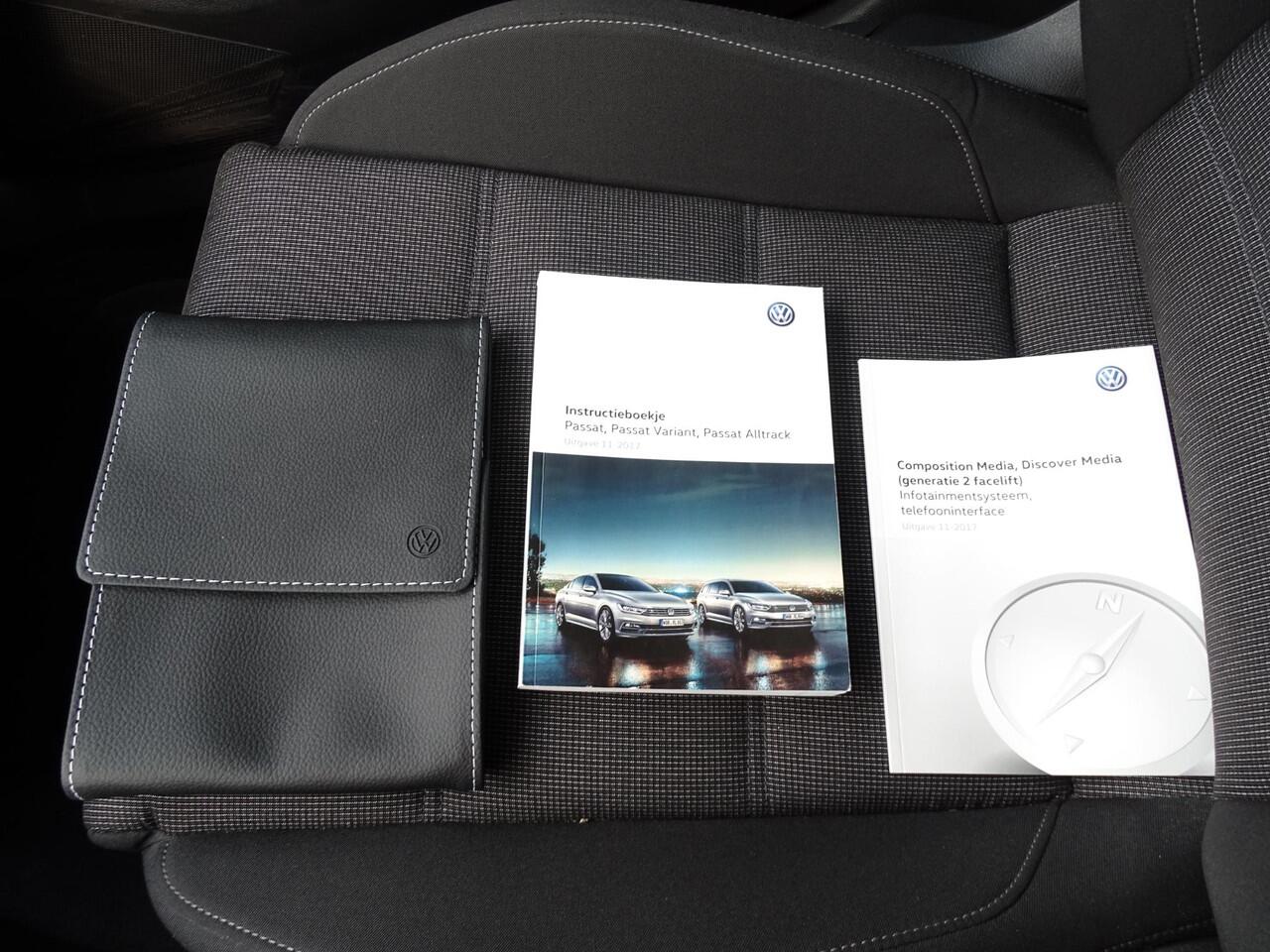 Volkswagen PASSAT Variant 1.4 TSI Comfortline Business AUTOMAAT | NAVIGATIE | LED PAKKET | MULIMEDIA| AIRCO/ECC | ADAPTIVE CRUISECONTROLL | PARKEERSENSOREN |