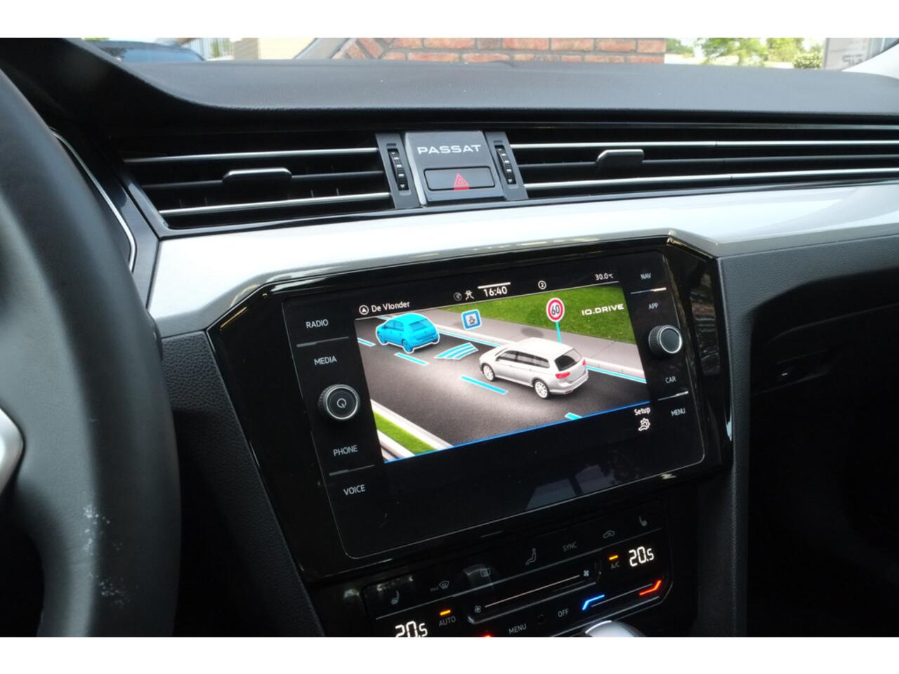 Volkswagen PASSAT Variant 2.0 TDI Business 150pk DSG