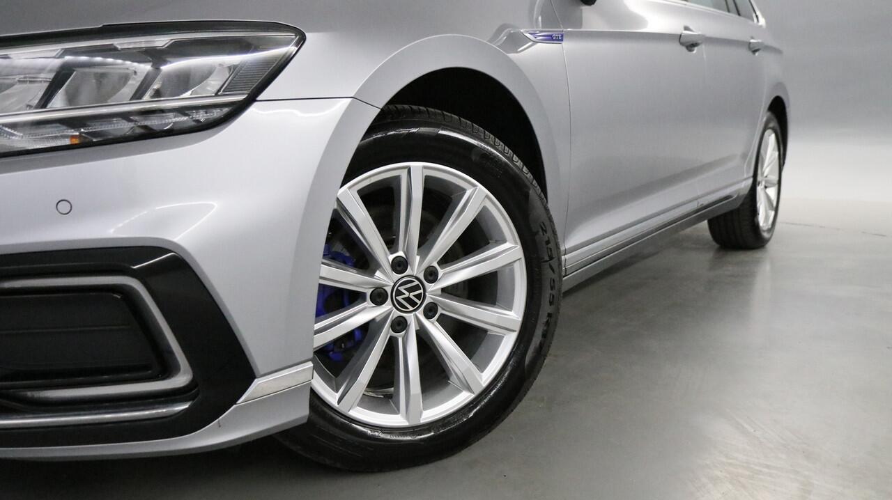 Volkswagen PASSAT Variant GTE 1.4 TSI eHybrid 218pk PHEV Business / Travel Assist / Navigatie / Massage