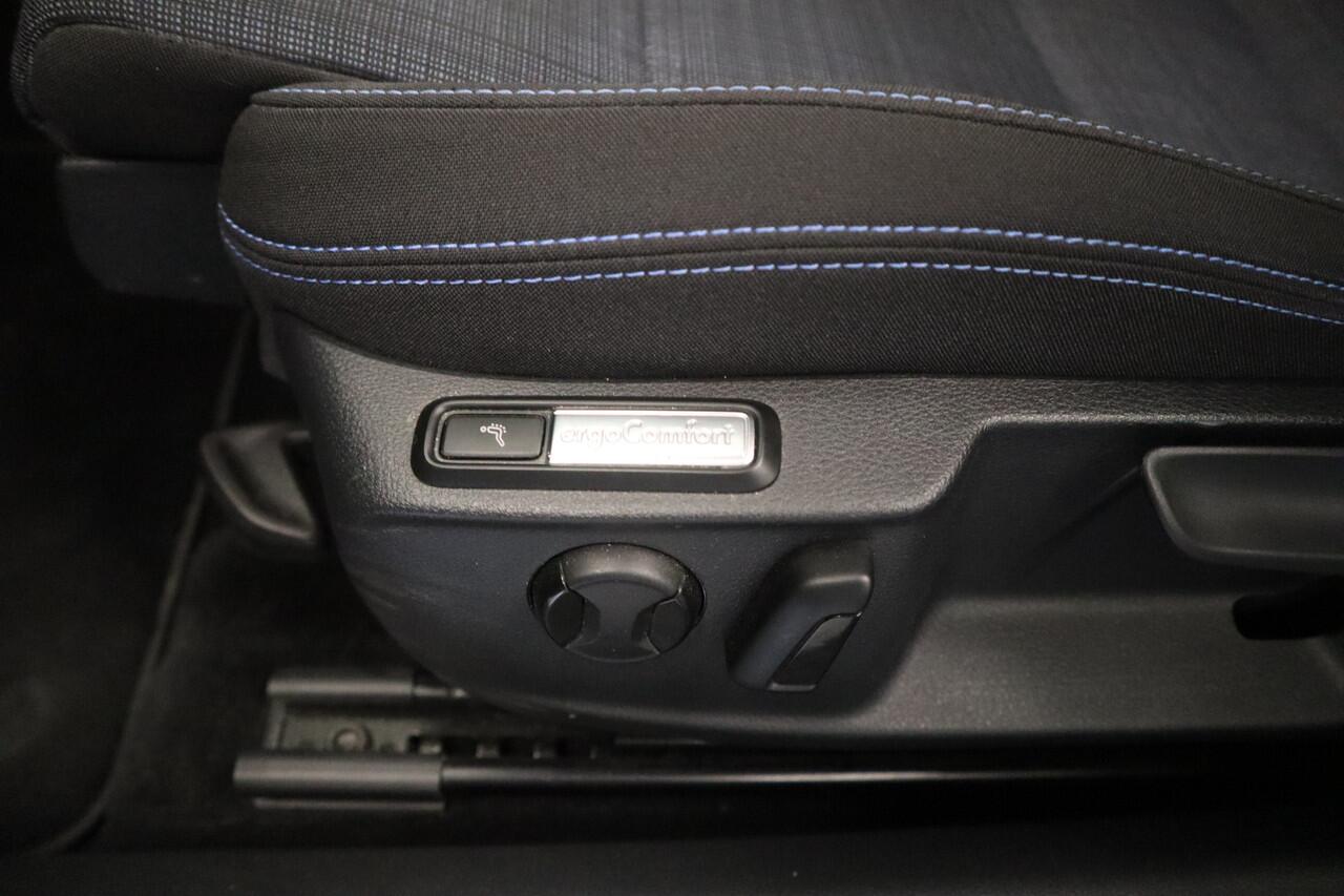 Volkswagen PASSAT Variant 1.4 TSI PHEV GTE Business Panoramadak Full-led Trekhaak