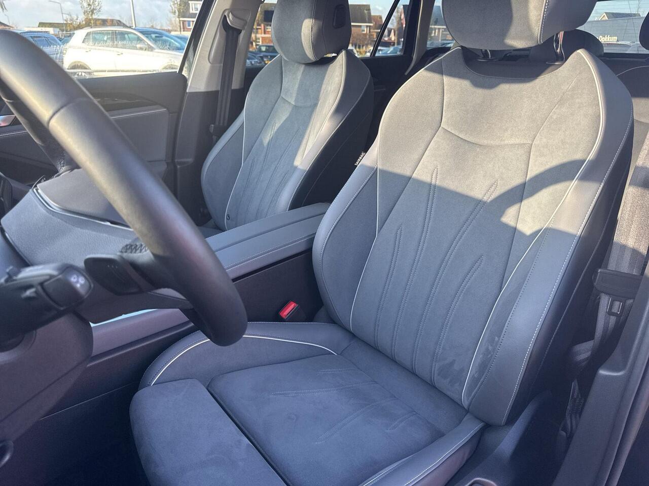 Volkswagen PASSAT Variant 1.5 eTSI Business | 150 pk |Automaat | ERGO Massage 2x | Trekhaak | A-Camera |