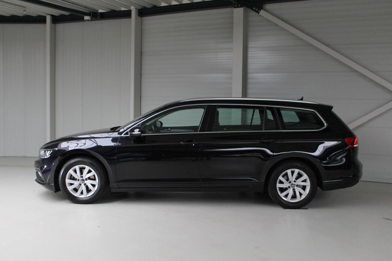 Volkswagen PASSAT Variant 1.5 TSI Business Navigatie | Lichtmetalen velgen | Cruise Control | PDC