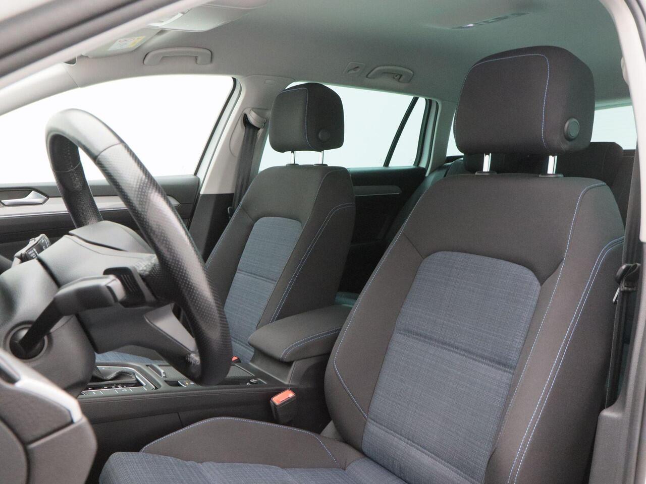 Volkswagen PASSAT Variant 1.4 TSi 218 Pk Automaat PHEV GTE Business | Adaptive Cruise | Camera | Trekhaak | Camera | Stoel Verwarming | Carplay | Navigatiesysteem | 18 Inch | 60.580 Km