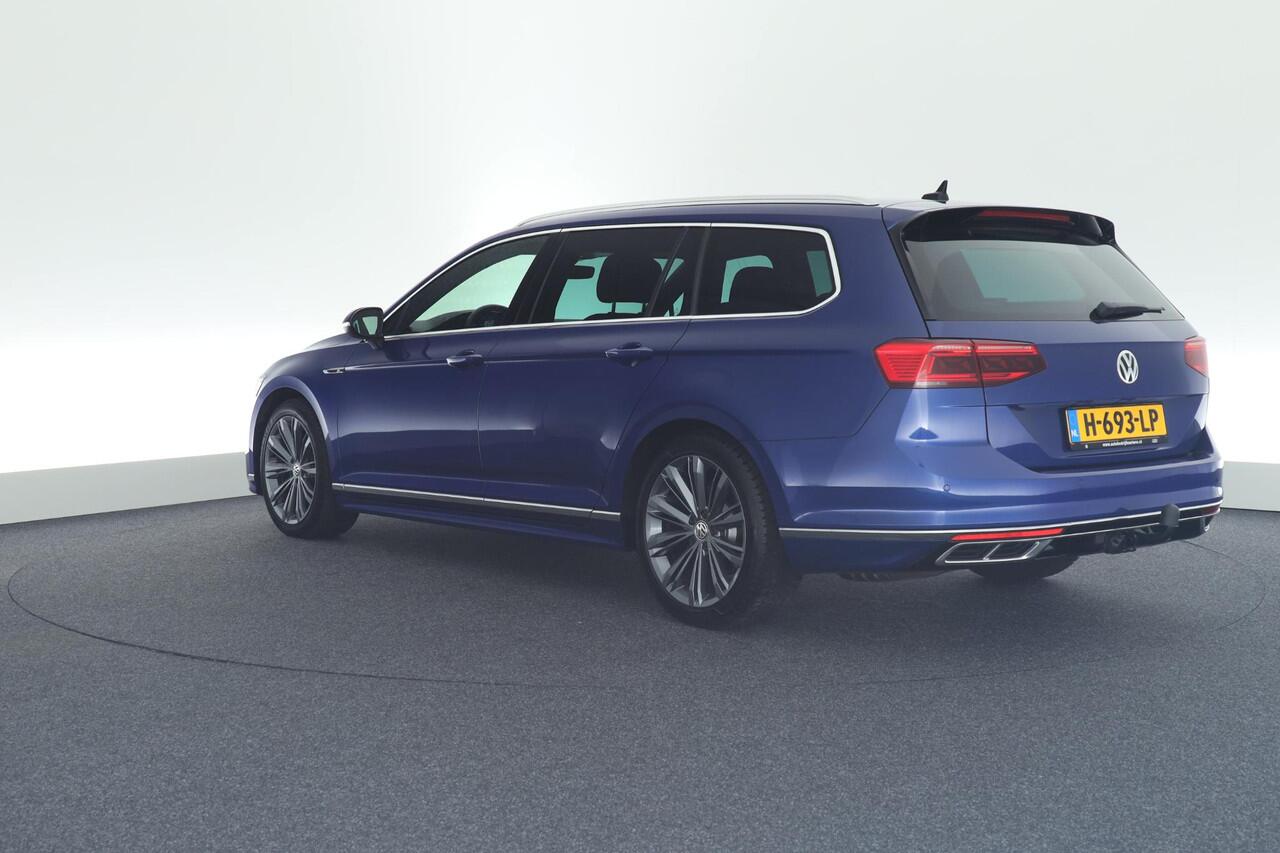 Volkswagen PASSAT Variant 2.0 TSI 190pk DSG R-Line Elegance Trekhaak Stoelverwarming Virtual Cockpit Navigatie