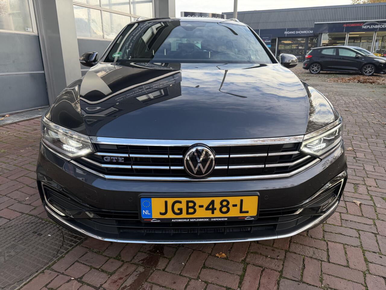 Volkswagen PASSAT Variant 1.4 TSI PHEV GTE Business Navigatie Apple Carplay/Android Auto Camera Parkeersensoren Stoelverwarming Climate Control