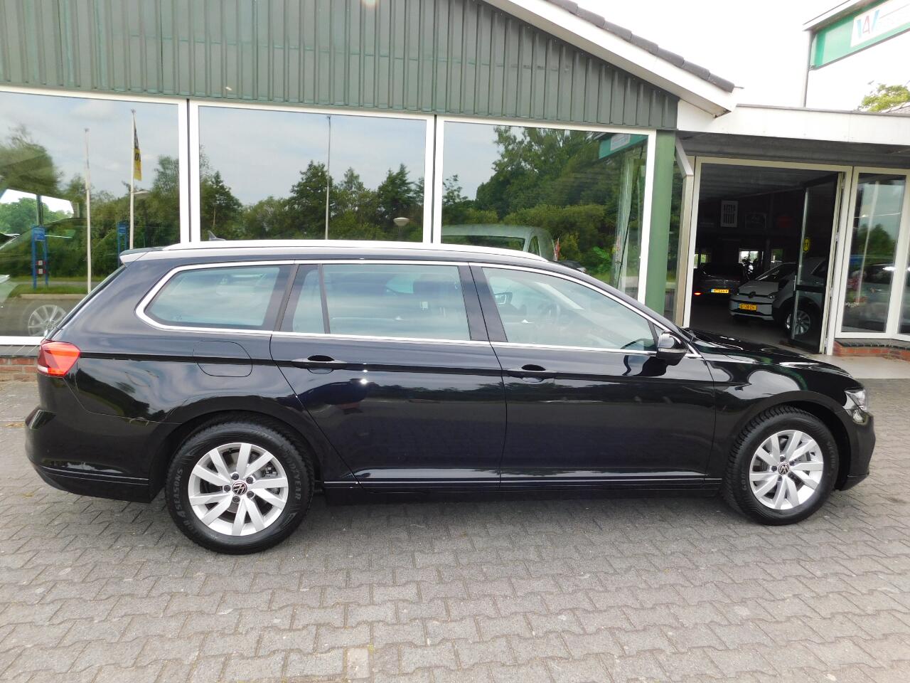 Volkswagen PASSAT 1.5TSI 150PK DSG BUSINESS!! All- in Prijs!!