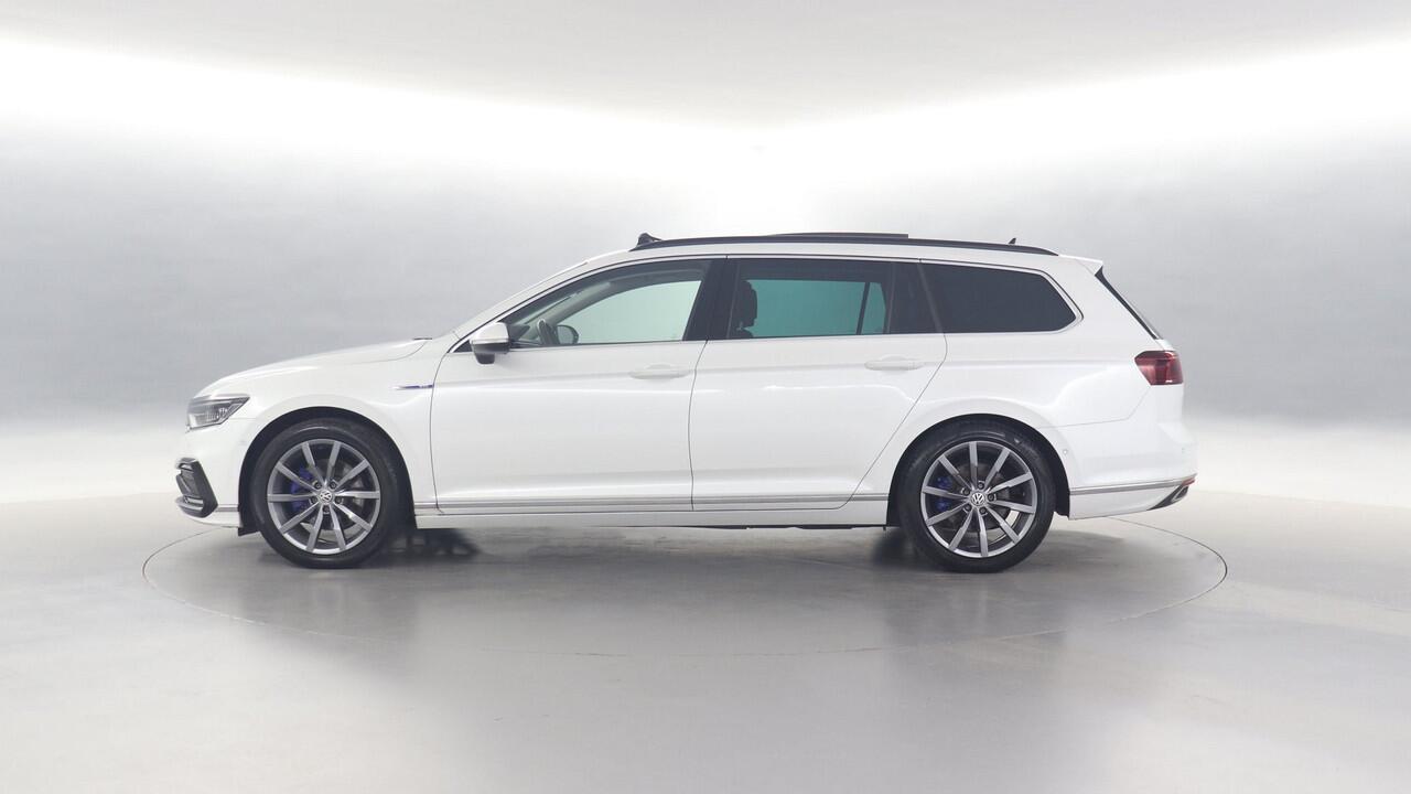 Volkswagen PASSAT Variant GTE 1.4 TSI eHybrid 218pk PHEV Business / Panoramadak / Massage / DYNAUDIO