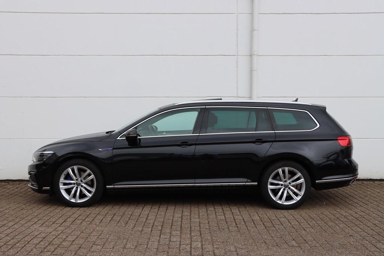 Volkswagen PASSAT Variant 1.4 TSI PHEV GTE Business DSG 218pk | Schuif\kanteldak | Leder | Ergo | Camera | CarPlay