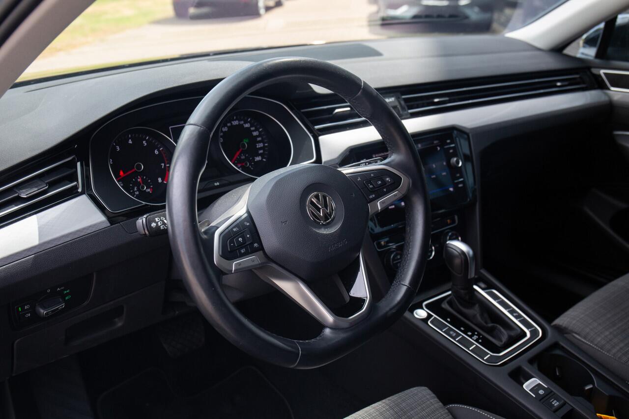 Volkswagen PASSAT Variant 1.5 TSI Comfort Business , Adaptive cruise, Carplay, Keyless entry,