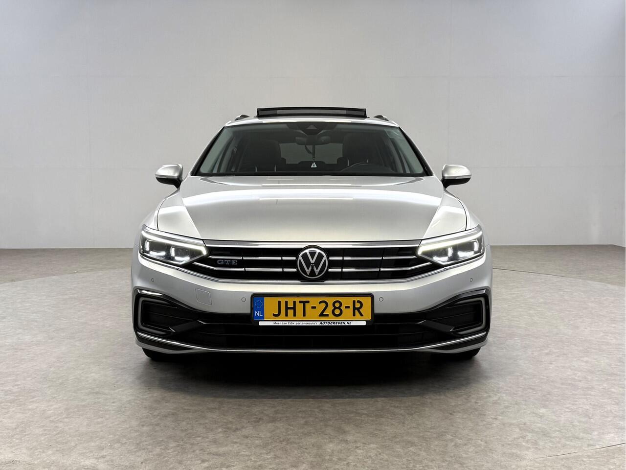 Volkswagen PASSAT Variant 1.4 TSI GTE PHEV 218PK | SOH 90% | Pano | Sfeerverl. | Camera | Adap. Cruise | Carplay