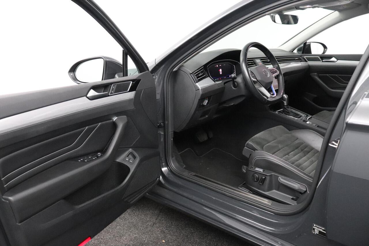 Volkswagen PASSAT 1.4 TSI PHEV GTE 218PK Business | Trekhaak| Comfort Stoelen| 18'' Velgen|