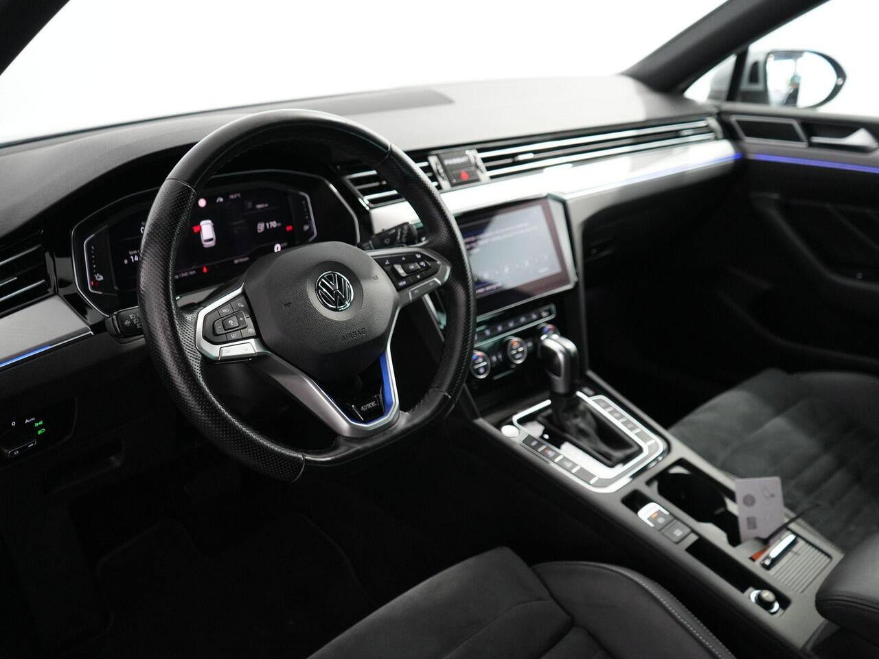 Volkswagen PASSAT Variant 1.4 TSI PHEV GTE Business | Matrix IQ | Leer | Standkachel | Virtual | 18inch |