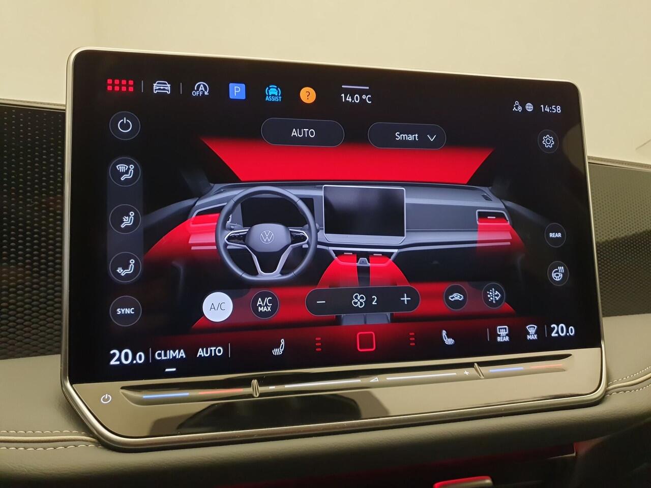 Volkswagen PASSAT Variant 1.5 eTSI 150pk DSG/AUT Business Nieuw Model, Wegklapbare trekhaak, 360° camera,