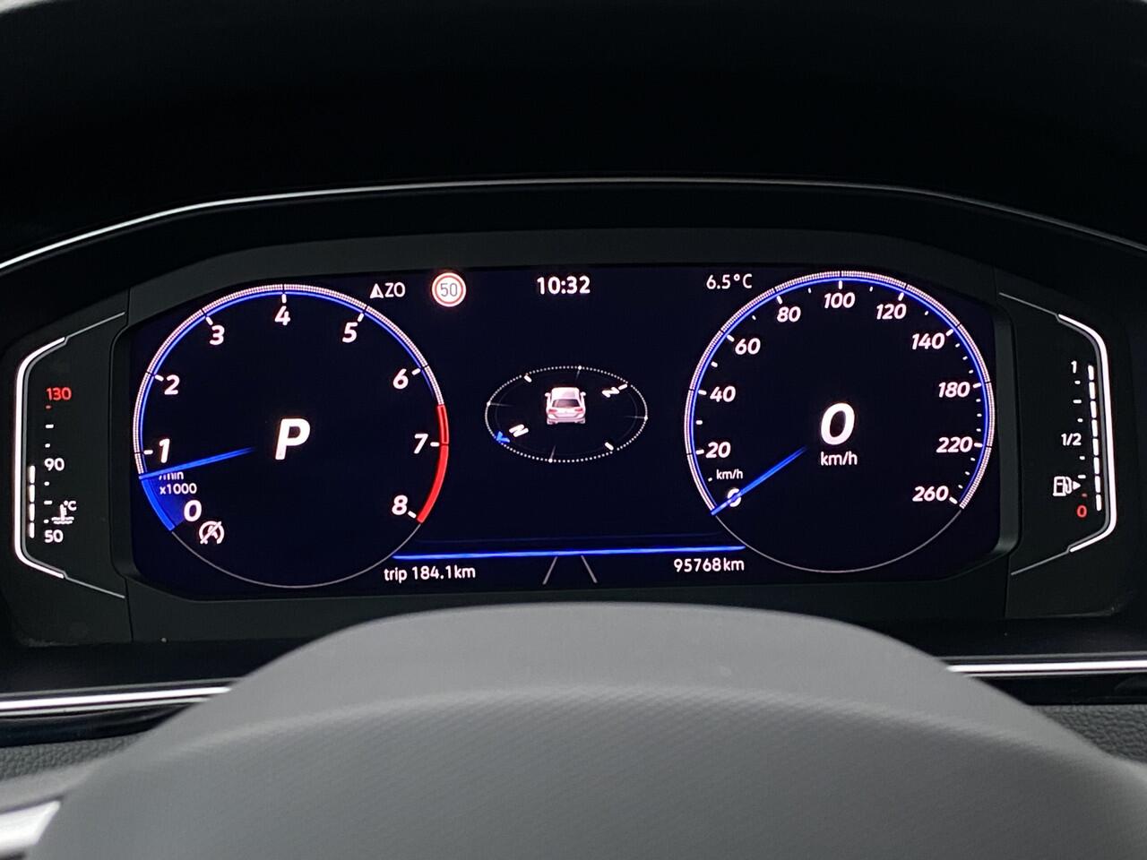 Volkswagen PASSAT Variant 1.5 TSI Business Automaat, Virtual cockpit, Camera, Rijklaar met beurt & garantie!