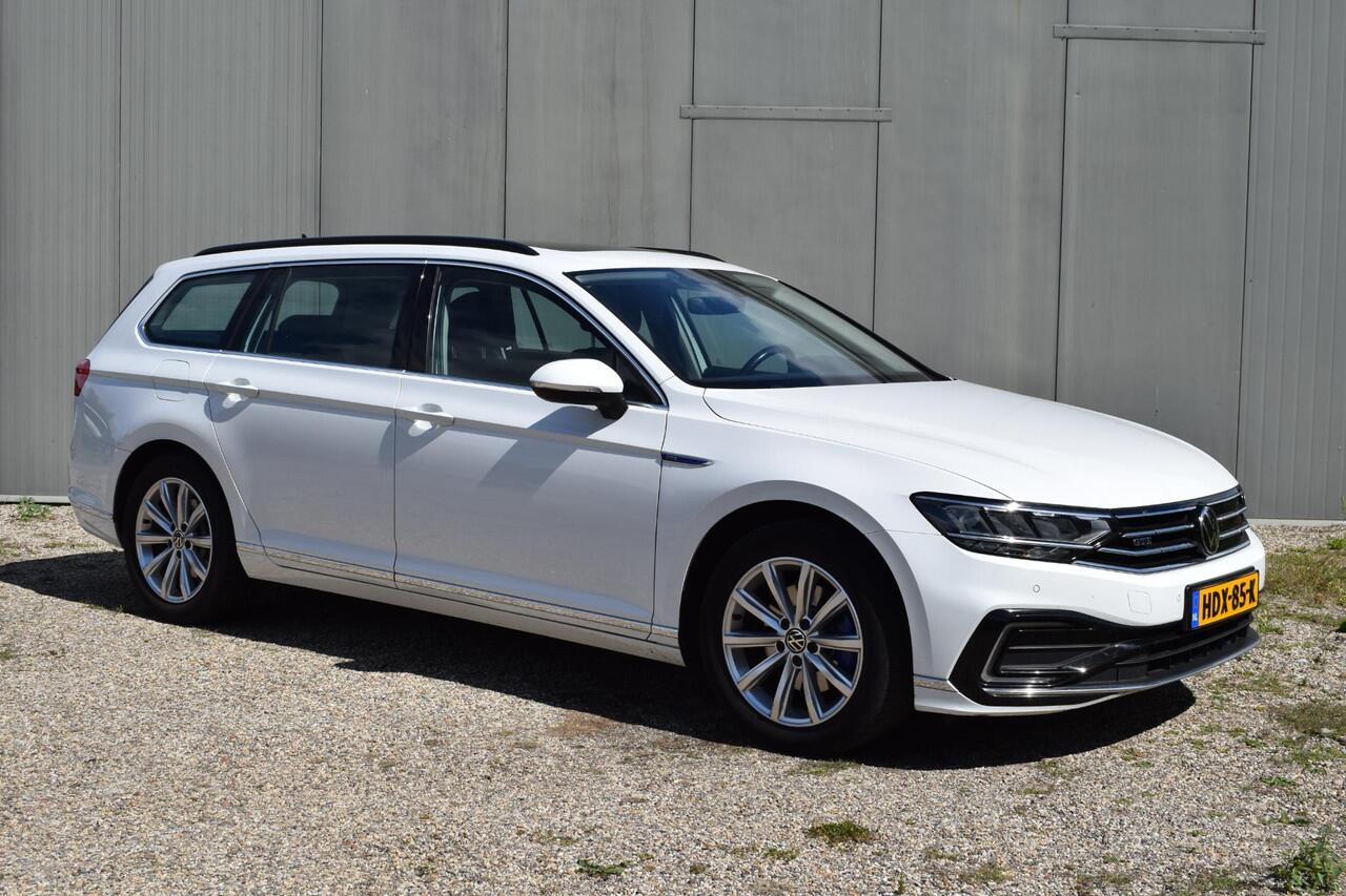 Volkswagen PASSAT Variant 1.4 TSI PHEV GTE Business