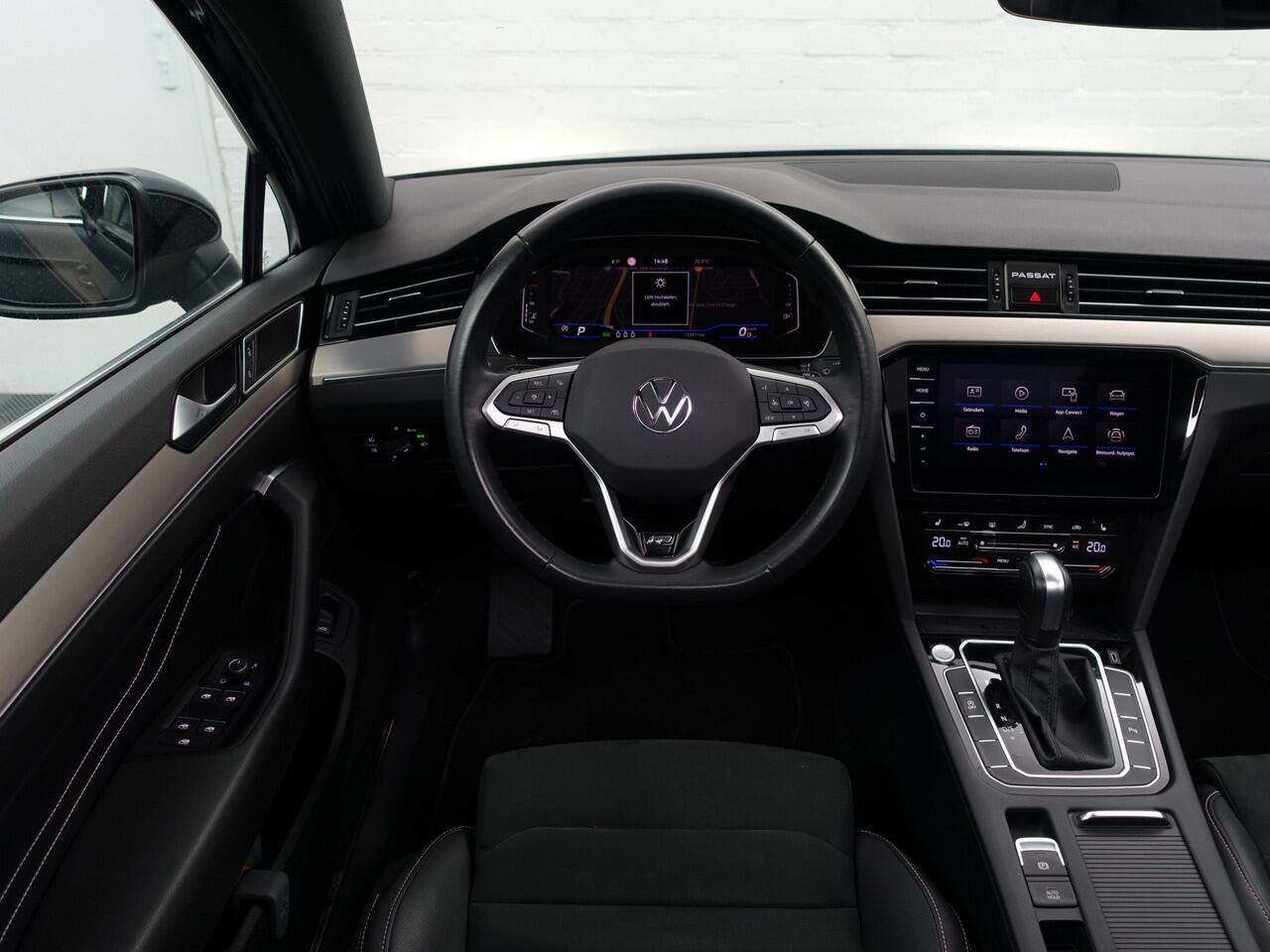 Volkswagen PASSAT Variant 1.5 TSI R-Line Business + Aut- Ergo Comfort, Panoramadak, Acc Cruise, Carplay, Android Auto, Keyless