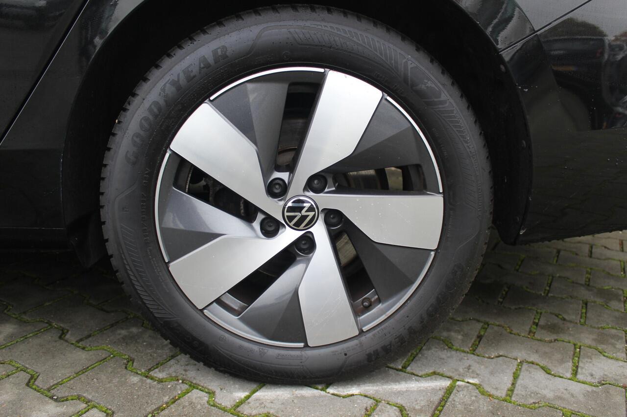 Volkswagen PASSAT Variant 1.5 eTSI 150 pk | Incl. 12 maanden Garantie | Stoel/stuur verwarming | Achteruitrijcamera | Adaptive cruise controle | Dodehoekdetectie | Parkeersensoren V+A | Navigatie | Apple CarPlay/Android Auto | Draadloze telefoonlader | Climate controle | L