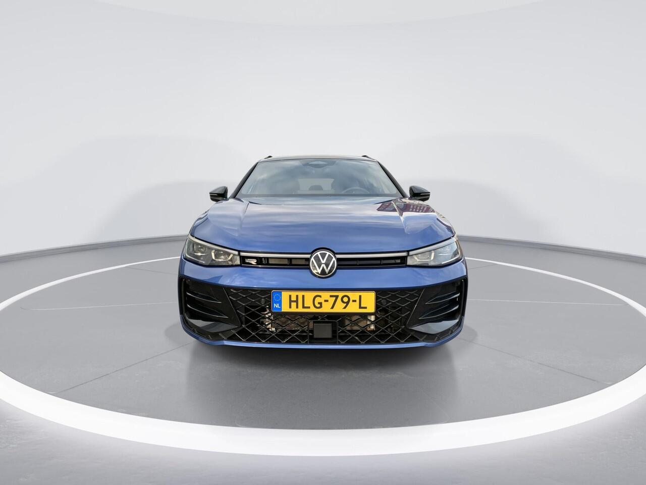 Volkswagen PASSAT Variant 1.5 eHybrid R-Line Edition