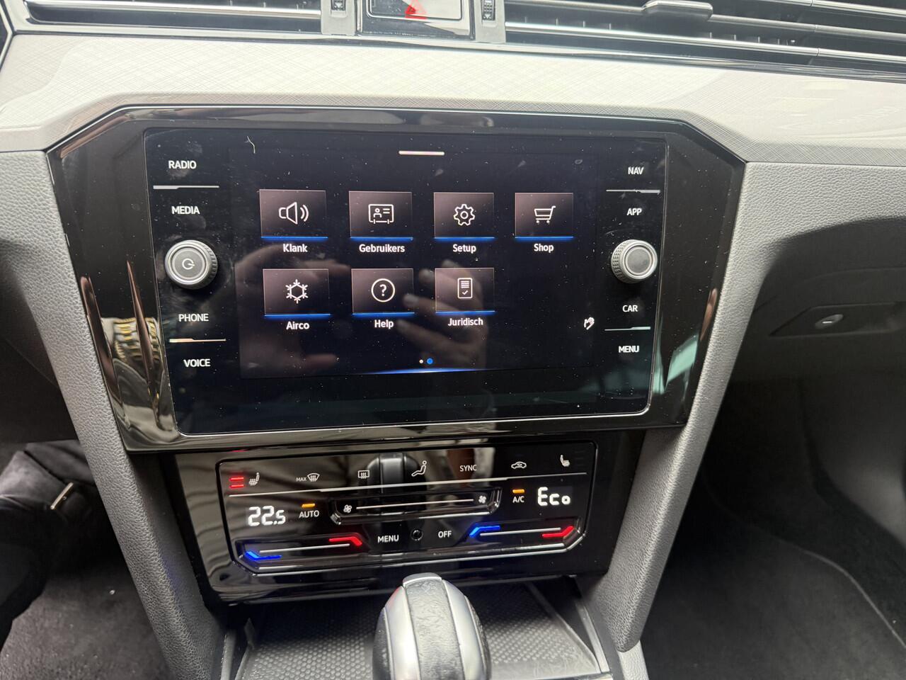 Volkswagen PASSAT Variant 1.4 TSI PHEV GTE Business Navigatie Apple Carplay/Android Auto Camera Parkeersensoren Stoelverwarming Virtual Cockpit Climate Control