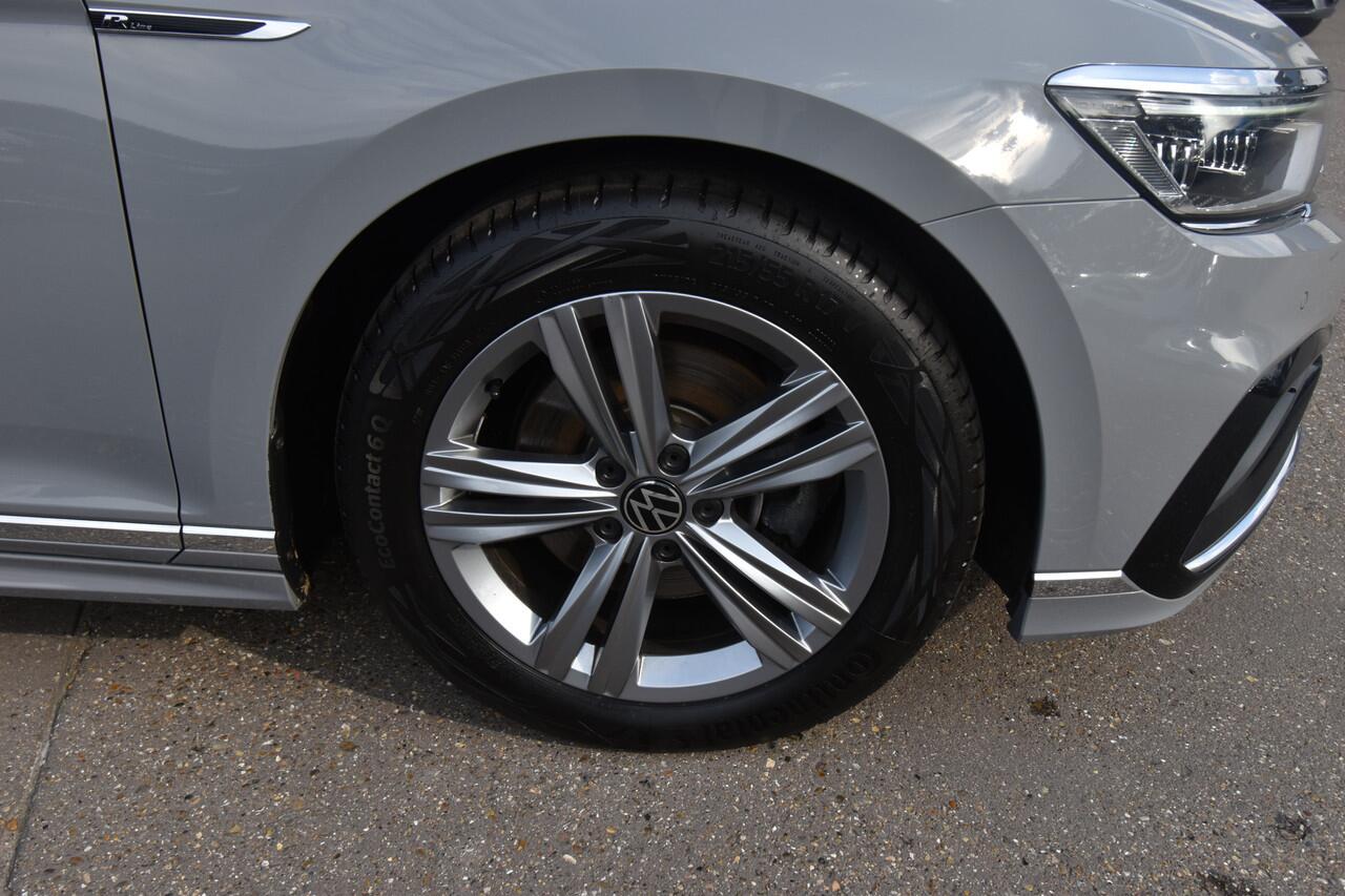 Volkswagen PASSAT Variant 1.5 TSI R-Line Business + , VIRTUAL COCKPIT , A UITRIJ CAM , LED KOPL , PANORAMADAK ,