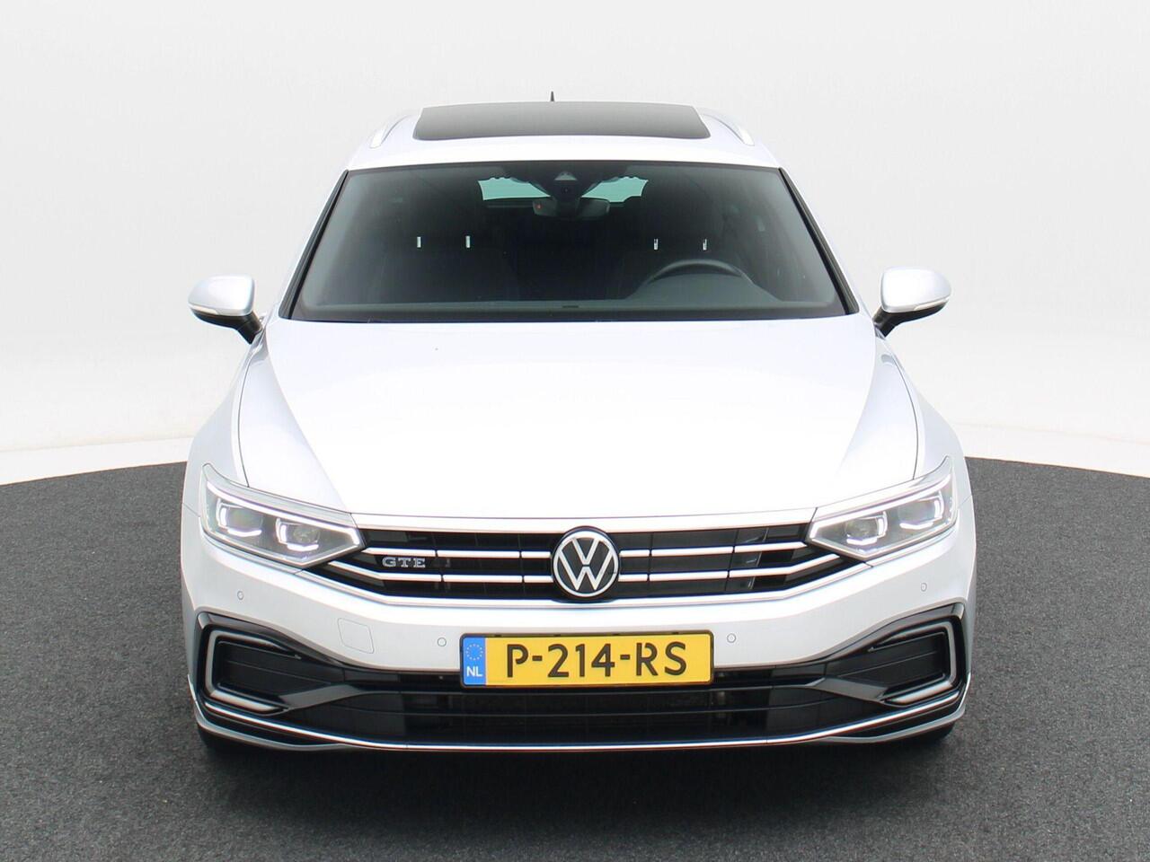 Volkswagen PASSAT Variant 1.4 TSi 218 Pk Automaat PHEV GTE Business | Panoramadak | Full LED | 18 Inch | Camera | CarPlay | Stoelverwarming | 87.680 Km!!