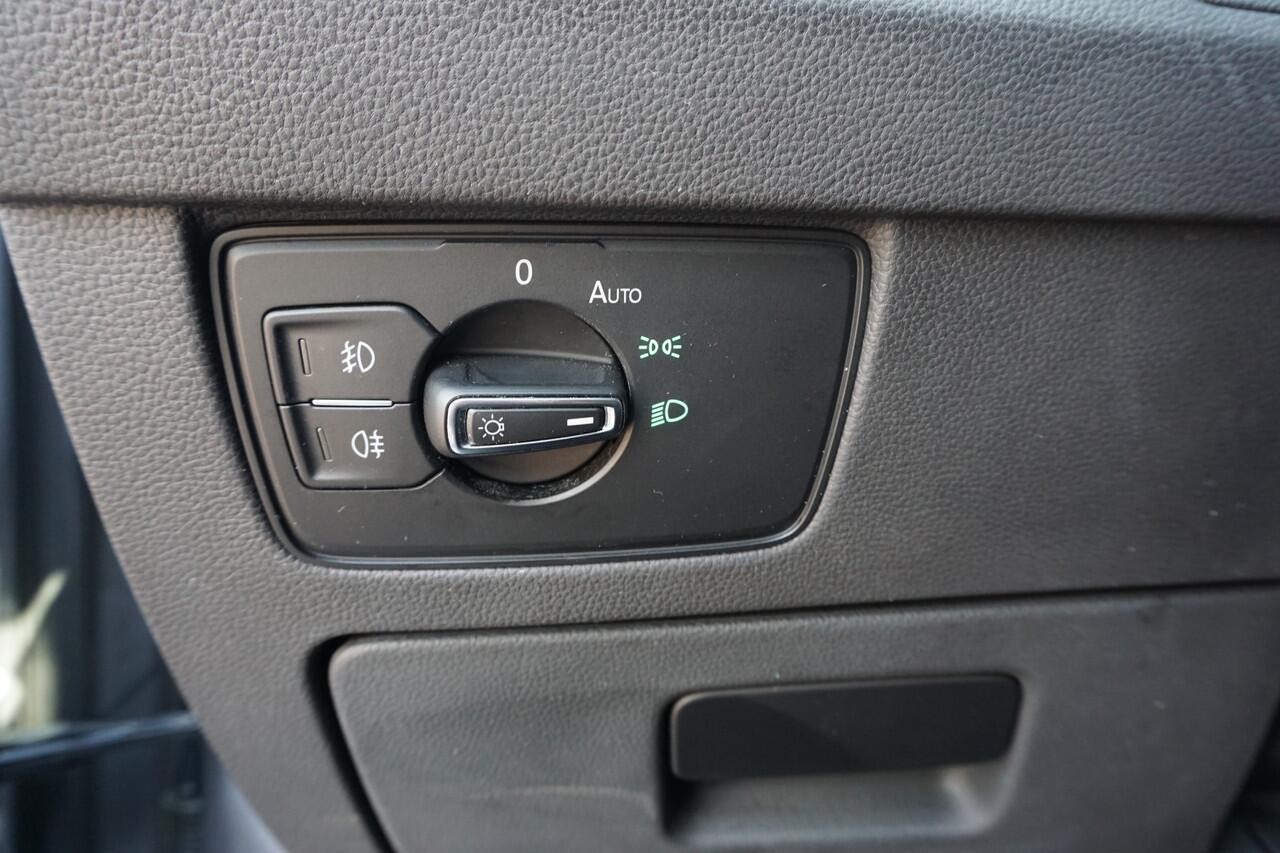 Volkswagen PASSAT Variant 1.5 TSI DSG Elegance Business R-Line Trekhaak | Camera | Pano * All in prijs *