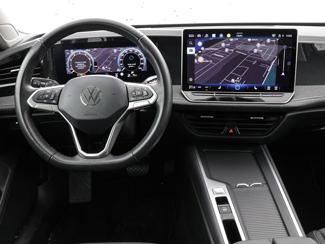 Volkswagen PASSAT Variant 1.5 eTSI 150pk DSG · Stoel-& stuurverwarming · Apple/Android Car Play · ACC · Side Assist · Verkeersbord Detectie · Garantie t/m 12-06-2026