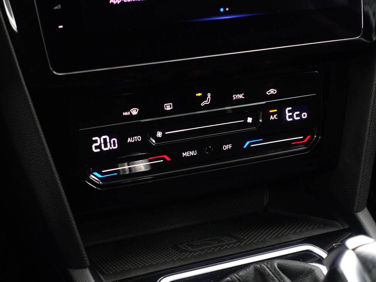 Volkswagen PASSAT Variant 1.4 TSI PHEV GTE Business Ergo Comfort, 360 Camera, Carplay, Android Auto, Park Pilot, Park Assist