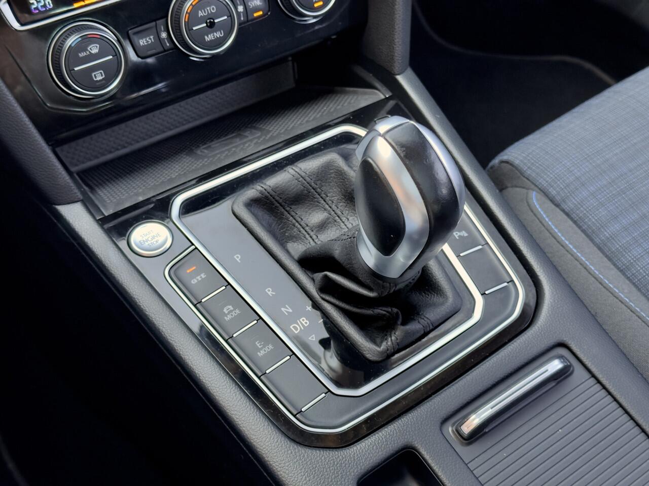 Volkswagen PASSAT Variant 1.4 TS ACTIE! BETAAL NU 50% 11450 DE REST IN 2JR RENTEVRIJ FINANCIEREN