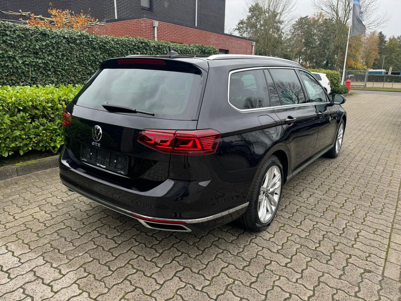 Volkswagen PASSAT Variant 1.4 TSI PHEV GTE Business trekhaak, leer, navi, cruise