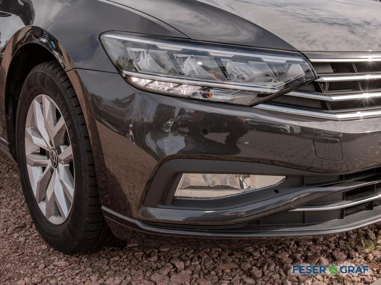 Volkswagen PASSAT Variant 2.0 TDI 150 PK DSG ACC LED Navi Trekhaak Stoelverwarming