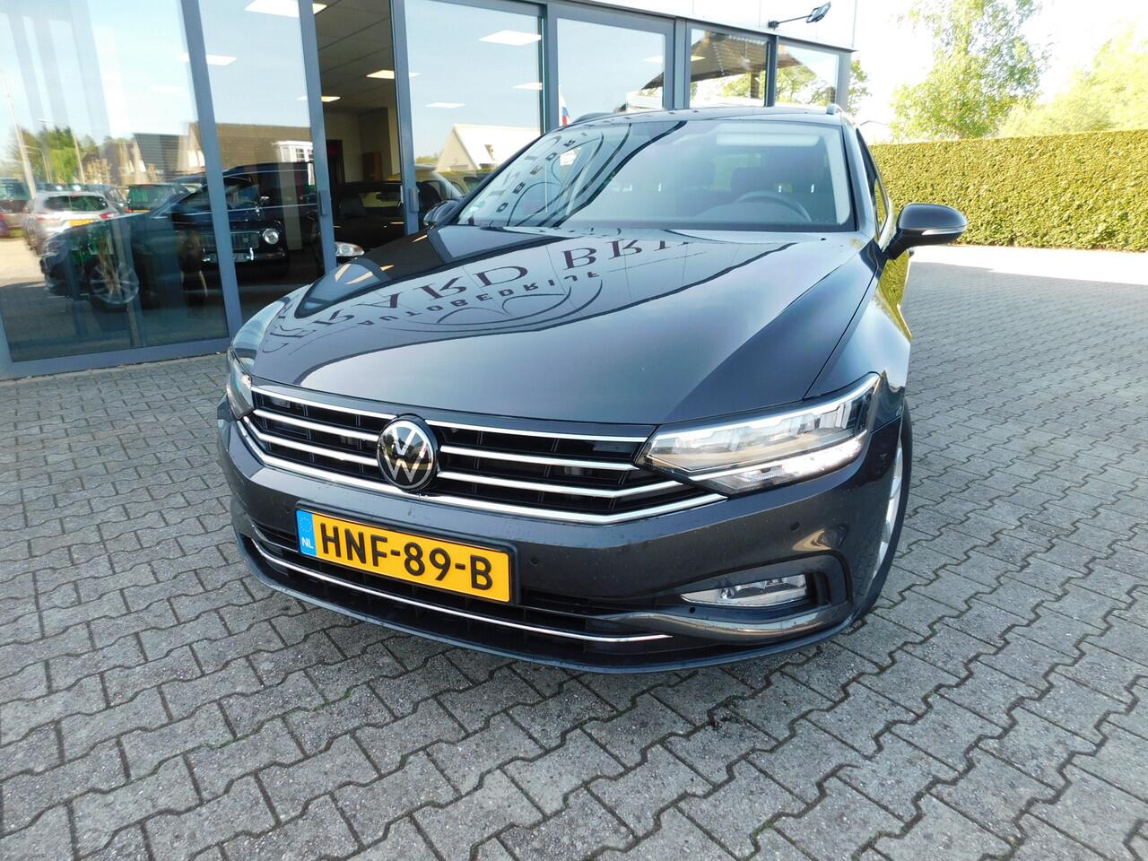Volkswagen PASSAT Variant 1.5 TSI/DSG Business, Acc, Led, Trekhaak, Carplay, Navi