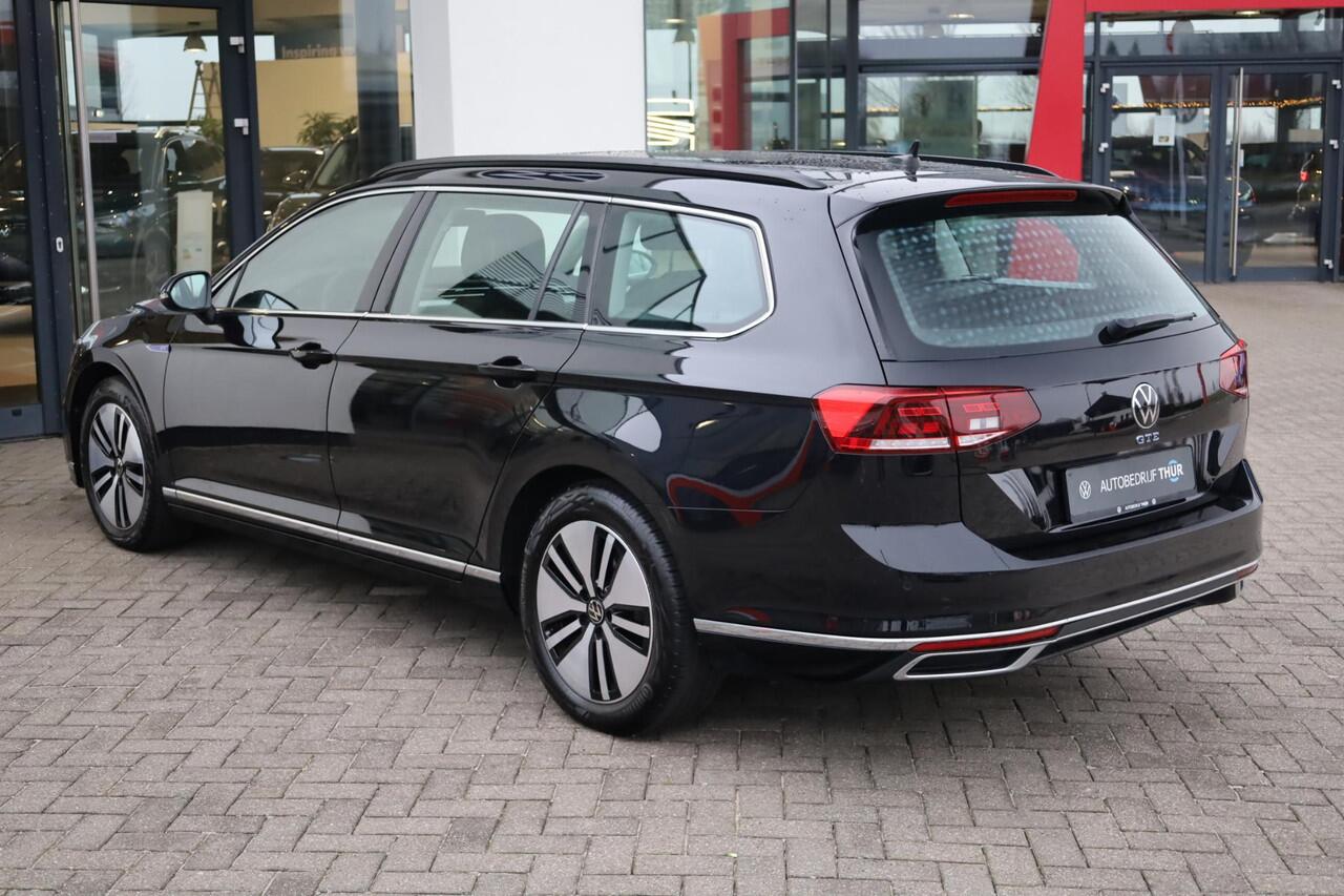 Volkswagen PASSAT 1.4 TSI PHEV GTE Business PL ¤562 p/m* 156PK / 115kW wegklapbare trekhaak achteruitrijcamera navigatie stoelverwarming ergo stoel draadloos carplay en laden 3 zone climatronic parkeersensoren led verlichting 220 volt aansluiting